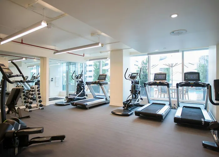 Best Hotels Around Baseball USA Houston
