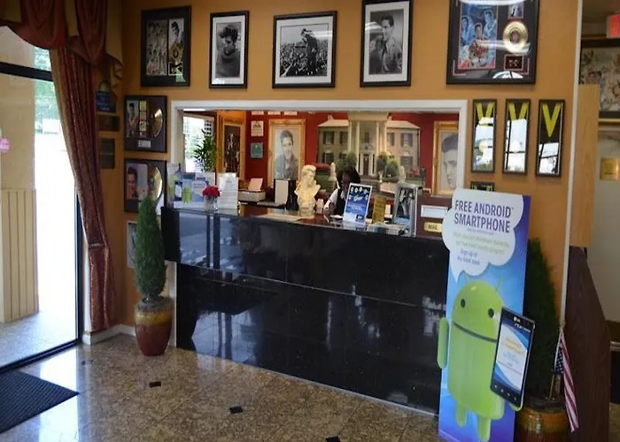 Best Memphis Hotels on Iconic Beale Street